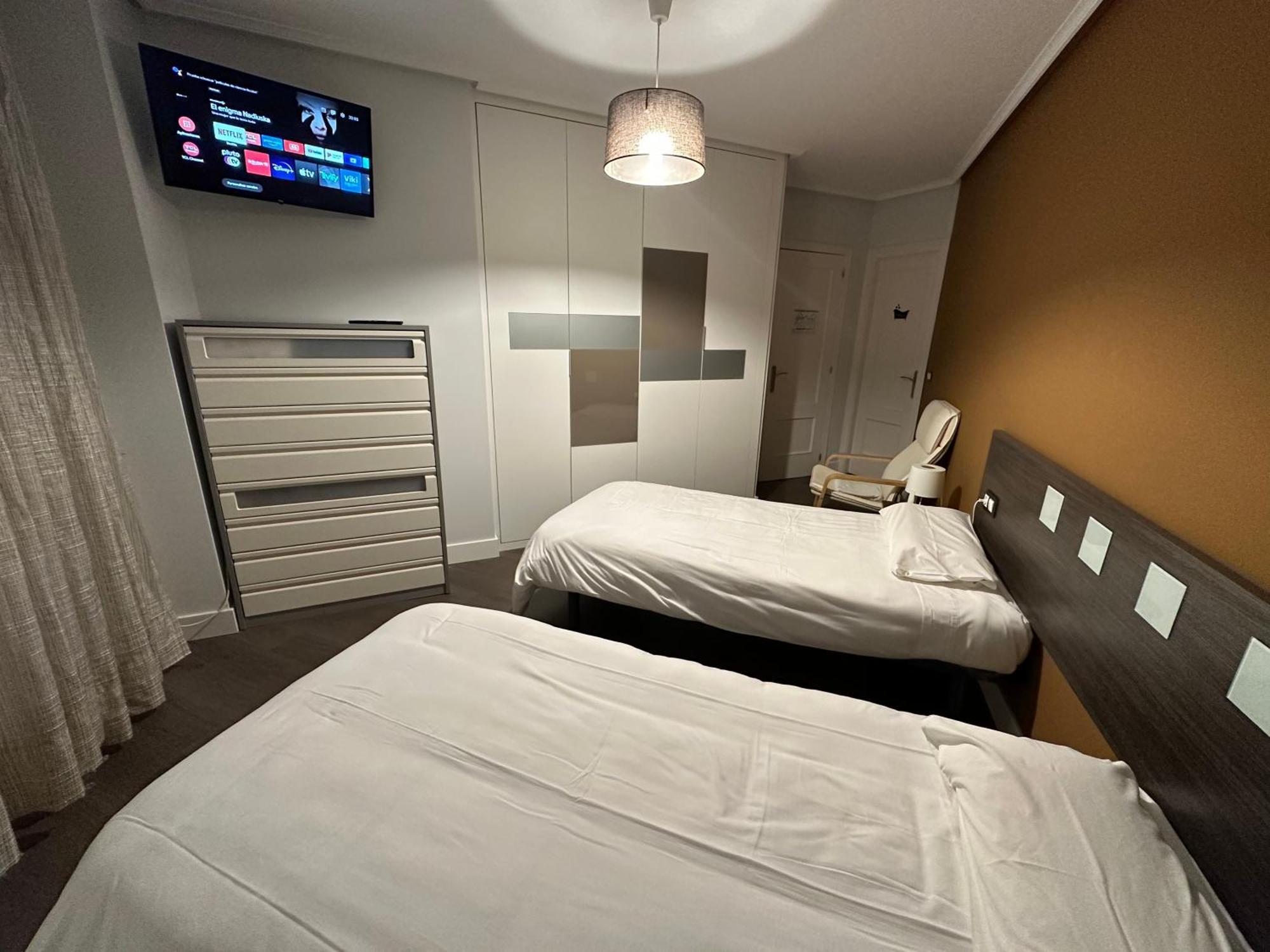 Apartamento Argenta Castro Urdiales Esterno foto